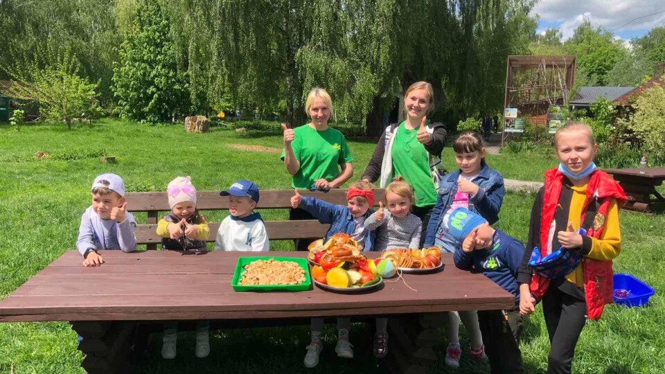 У Луцькому зоопарку будуть показові годівлі тварин. Діти зможуть приготувати «страви»