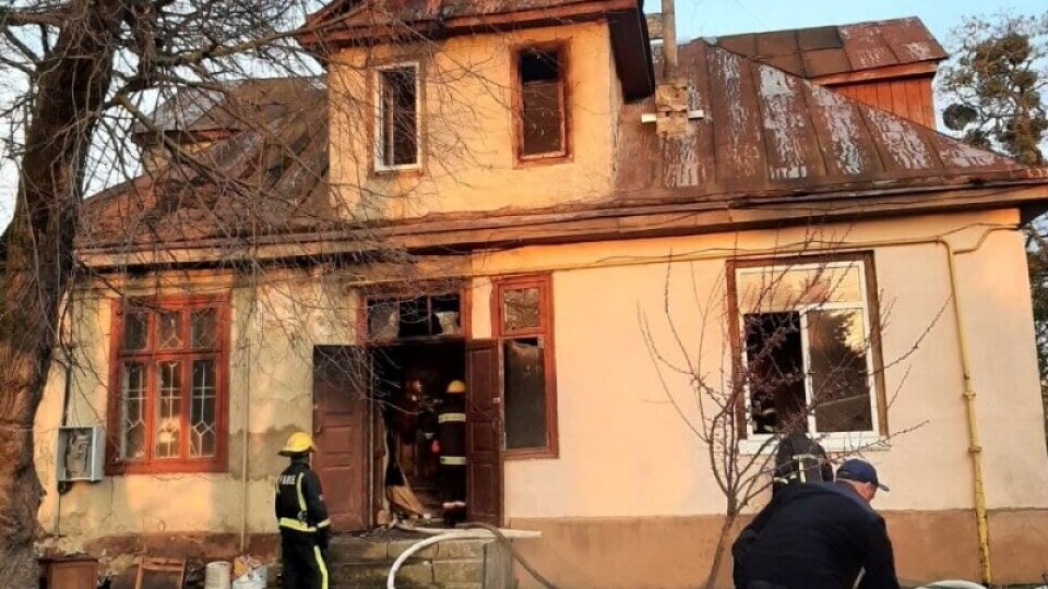 Згоріла ціла родина. Подробиці пожежі в центрі Луцька