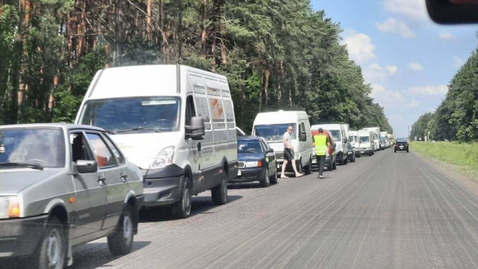 На Волині через ремонт дороги утворилися довжелезні затори