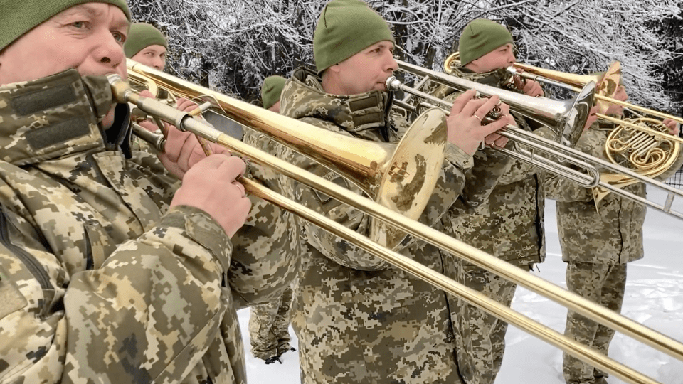 Волинські прикордонники виконали «Щедрик». Відео
