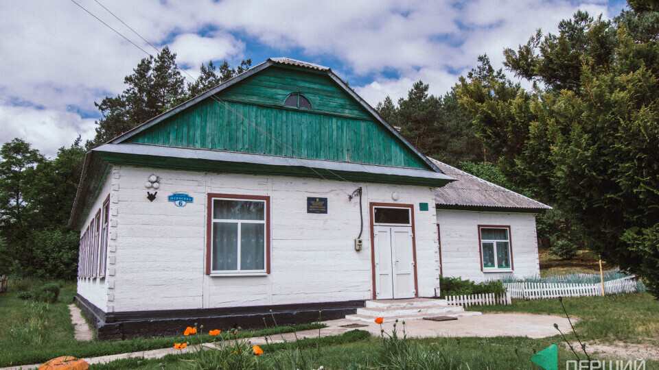 Чи закривати школи у селах Краска та Доманове, будуть вирішувати на черговій сесії