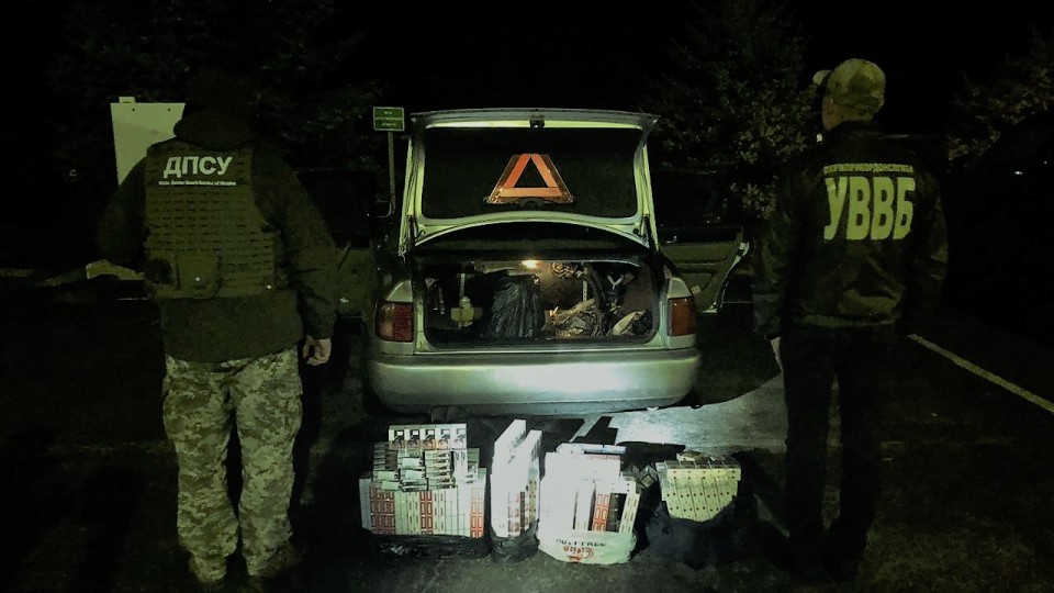 На волинському кордоні затримали сигаретних  контарабандистів