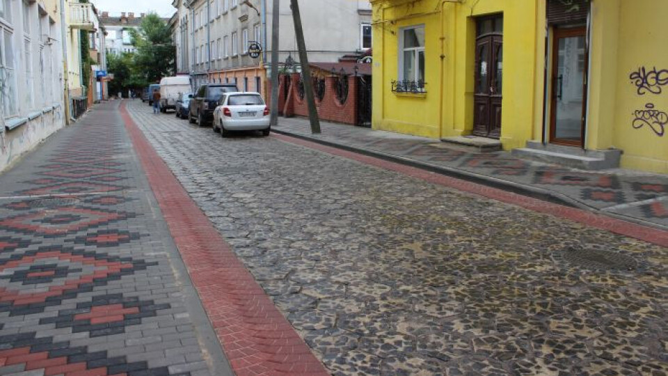 Скільки років може служити бруківка?