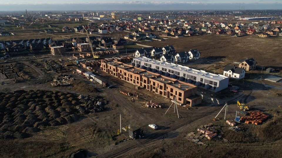 З'явилися нові фото з будівництва у «Струмочку»