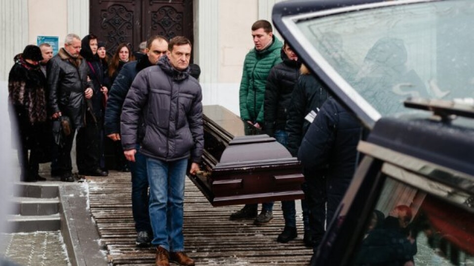 У Луцьку попрощалися з депутатом Волиньради Романом Карпюком