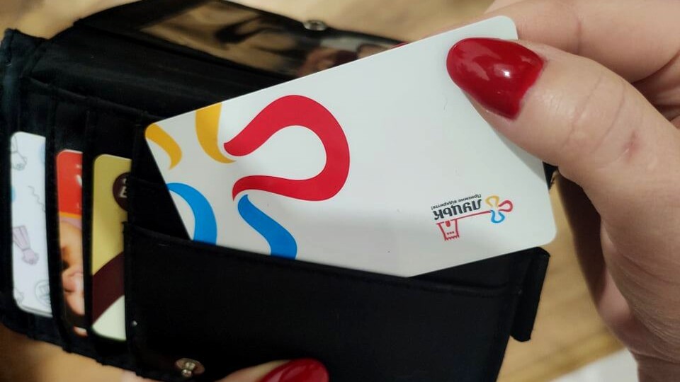 Продовжили оплату готівкою в транспорті Луцька. Перевізники все одно не виходять на маршрути