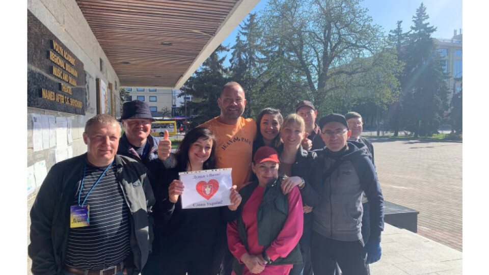 Подолав 2 тисячі кілометрів. Норвежець привіз у Луцьк гуманітарну допомогу