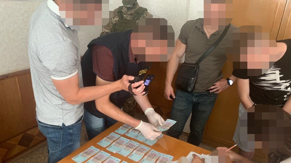 Посадовці волинської шахти незаконно продавали вугілля і отримували «відкати»