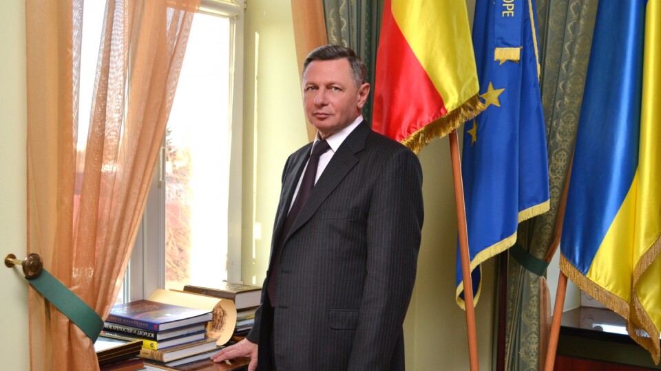 На могилі Миколи Романюка  встановили пам'ятник