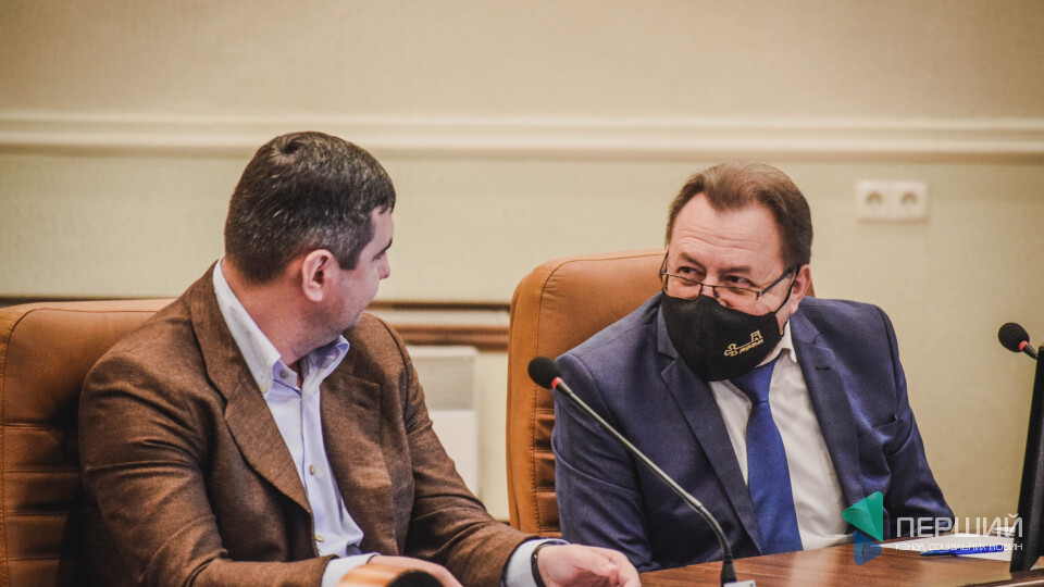 На газ, або Тиснули навіть «слуги». Репортаж із сесії Волиньради