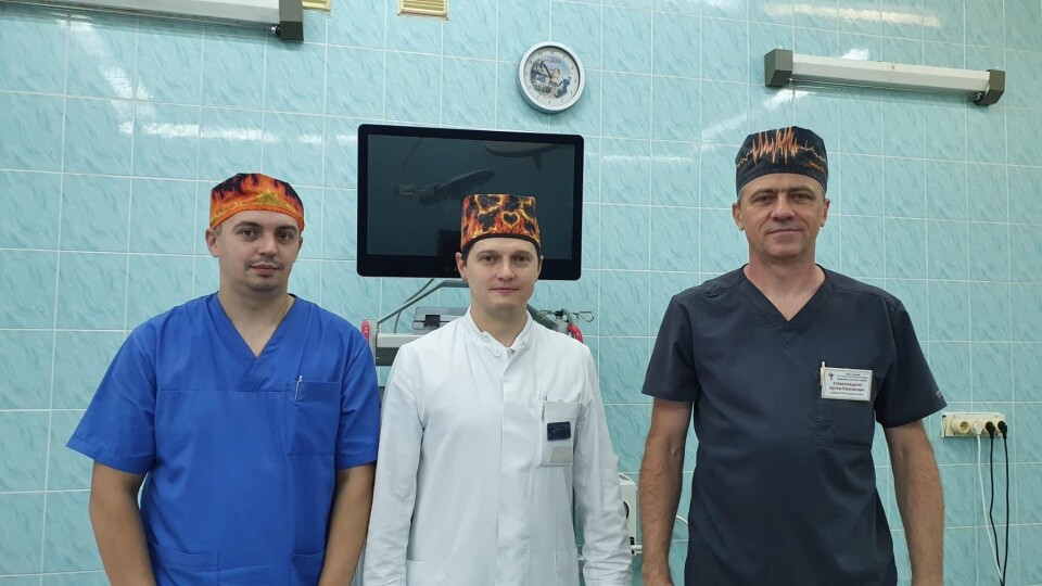 У Луцьку лікарі видалили чоловіку частину шлунка, щоб врятувати його