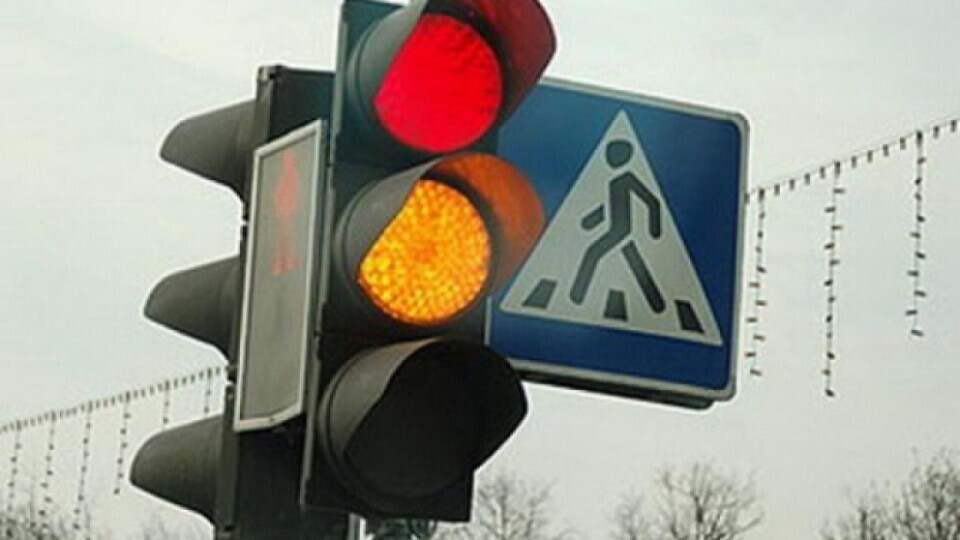 «Дуже небезпечний відрізок». Просять встановити світлофор у Луцьку біля обласної дитячої лікарні