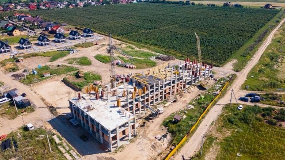 В «Амстердамі» починають будівництво верхнього поверху. ВІДЕО