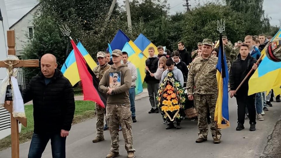 У Луцькому районі попрощалися із полеглим захисником. ФОТО
