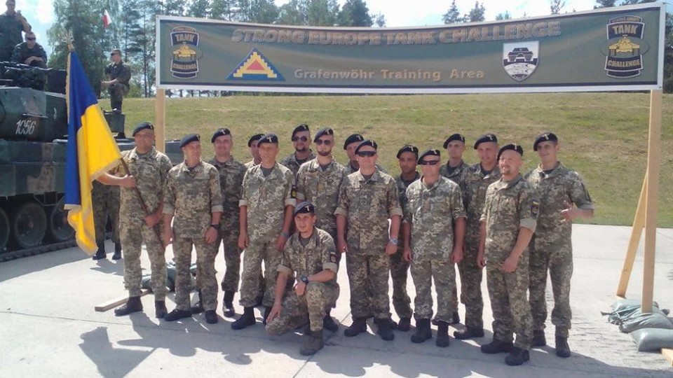 Опублікували фото танкістів 14-ї бригади на змаганнях у Німеччині