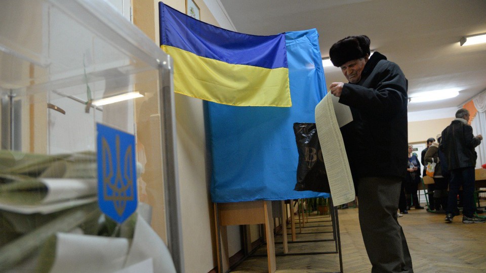 Зеленський переміг у наркодиспансері, Порошенко – у психлікані: як голосували спецдільниці Волині