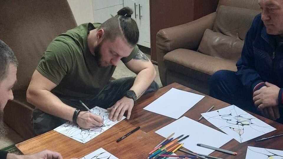 Не розпитувати: психологиня з Луцька розповіла, що важливе в спілкуванні з військовими