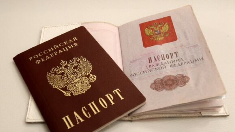 Новонародженим на Херсонщині насильно вписують «громадянство РФ»