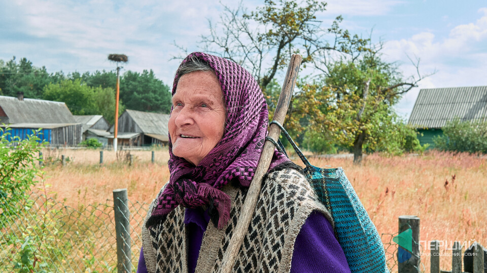 «Нєх би теї войни…». Сімнайцєть віршів від баби Насті з Вульки Угрузької. ЗАНЕСЛО В СЕЛО