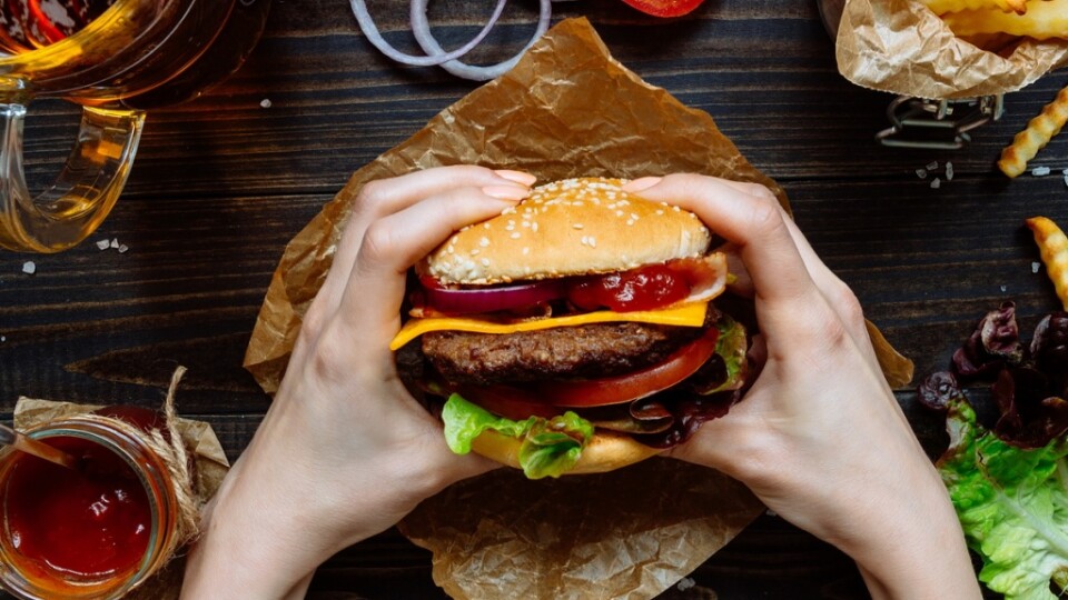 Доставка корисних бургерів додому від ресторану Master Burger у Києві