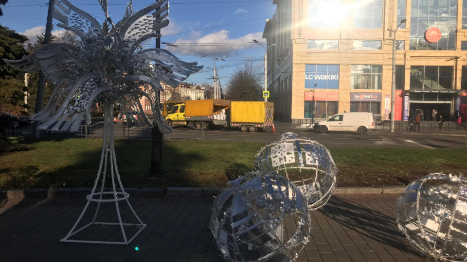 У центрі Луцька – нова новорічна фотозона