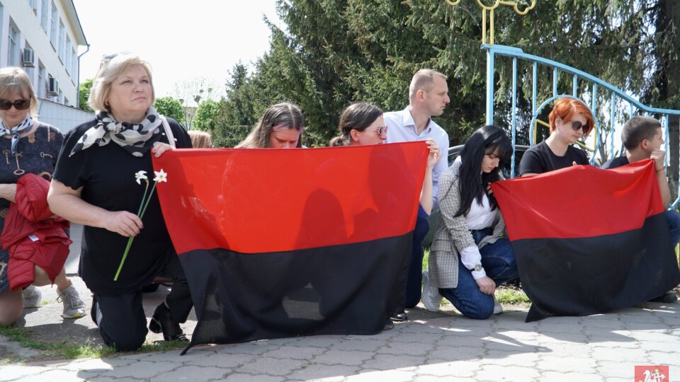 У Володимирі попрощались з загиблим військовим Сергієм Івановим