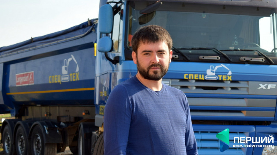 Спецтехніка та будівельні матеріали: директор «Спец Тех» Іван Дорошенко розповів про робочі будні