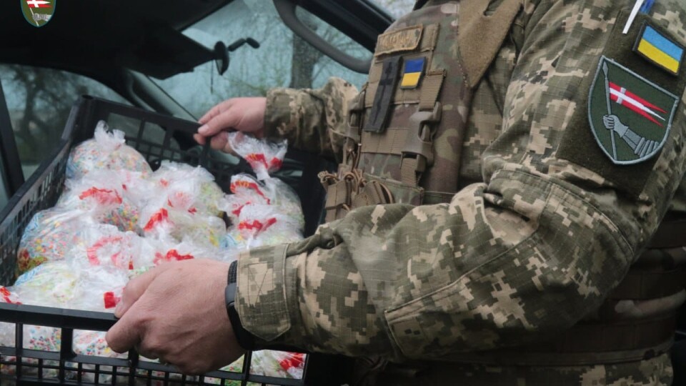 Любов і турбота у кожній пасці: воїнам волинської бригади везуть великодні гостинці на фронт