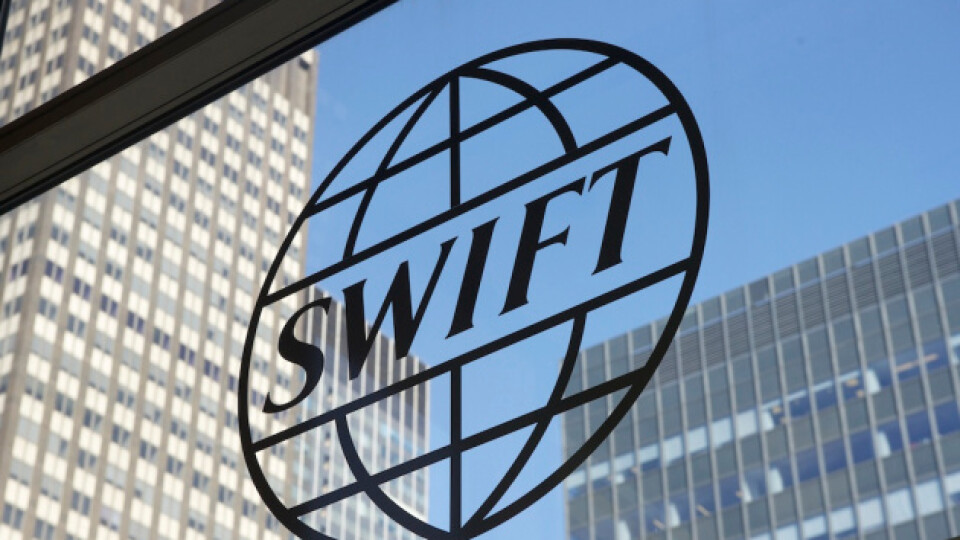 ЄС може відключити банки Білорусі від SWIFT - Reuters