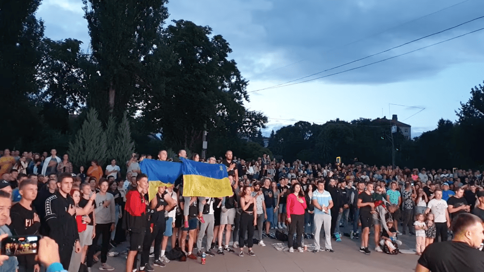 Як лучани за збірну України вболівали. Відео