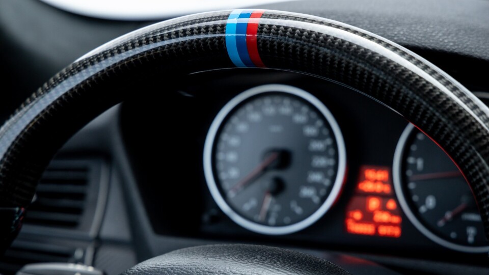 У WEST AUTO HUB продають три BMW X5