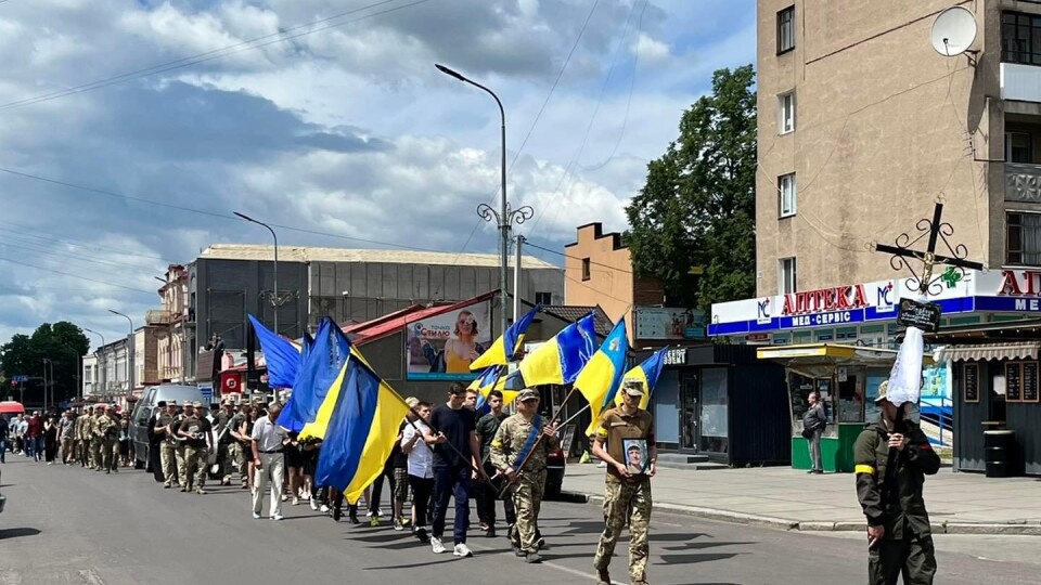 «Юрію – навіки 52»:  в Ковелі попрощалися із загиблим захисником