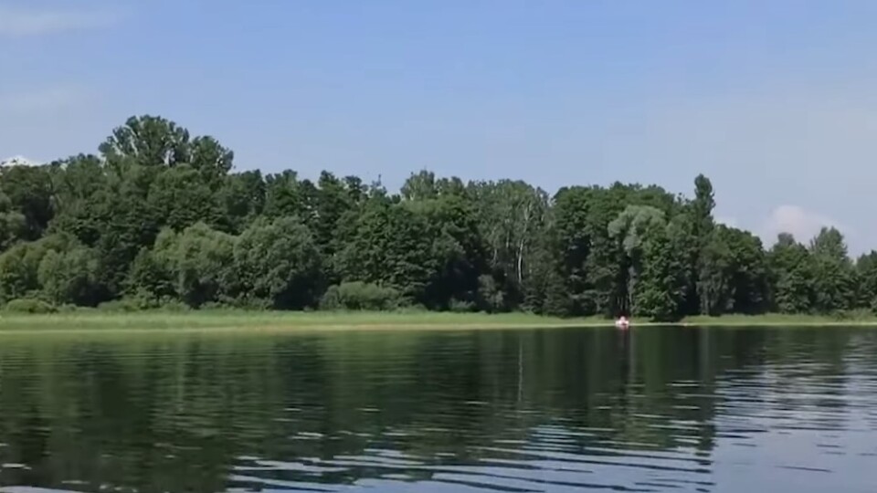 Унікальна природа острова посеред Світязю – під загрозою. Там розпочали будівництво
