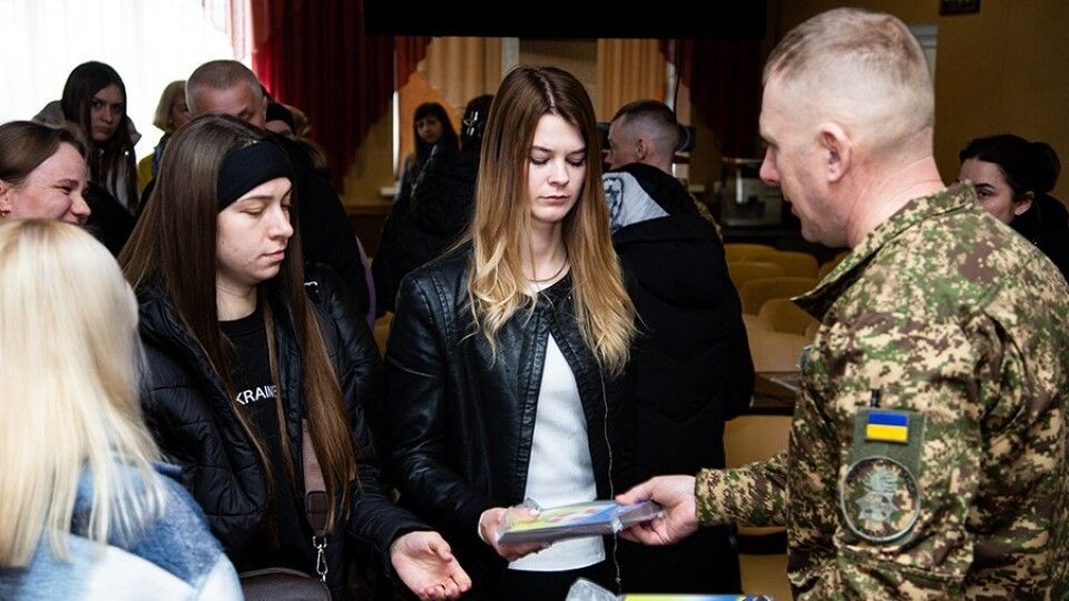 Волинські гвардійці зустрілися з родинами полеглих побратимів