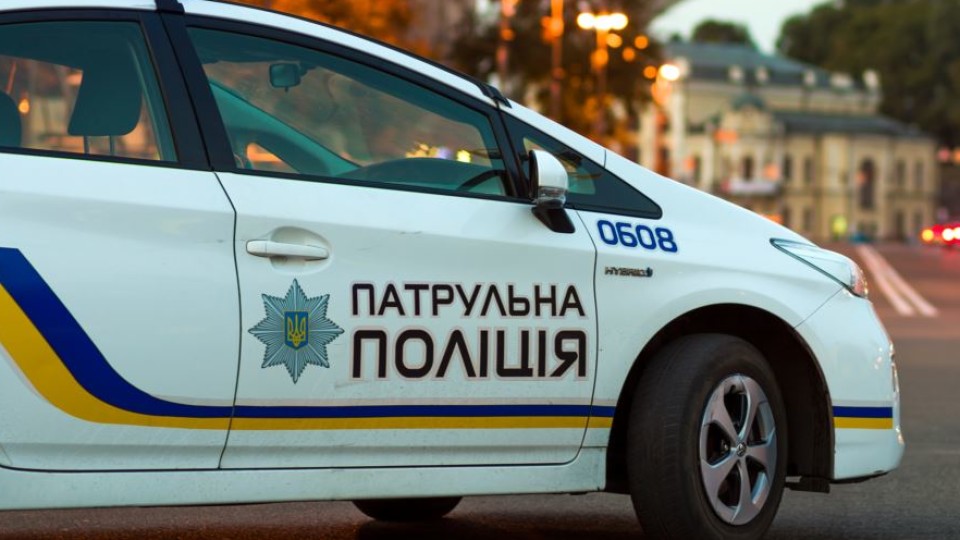 Луцька патрульна розповіла про дивні дзвінки на «102»