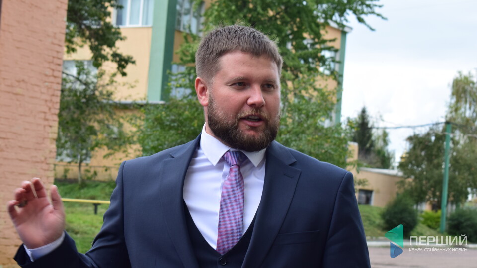 «До вас непросто я прийшов...» Експомічник Погуляйка читає на відео власний вірш про Волинь