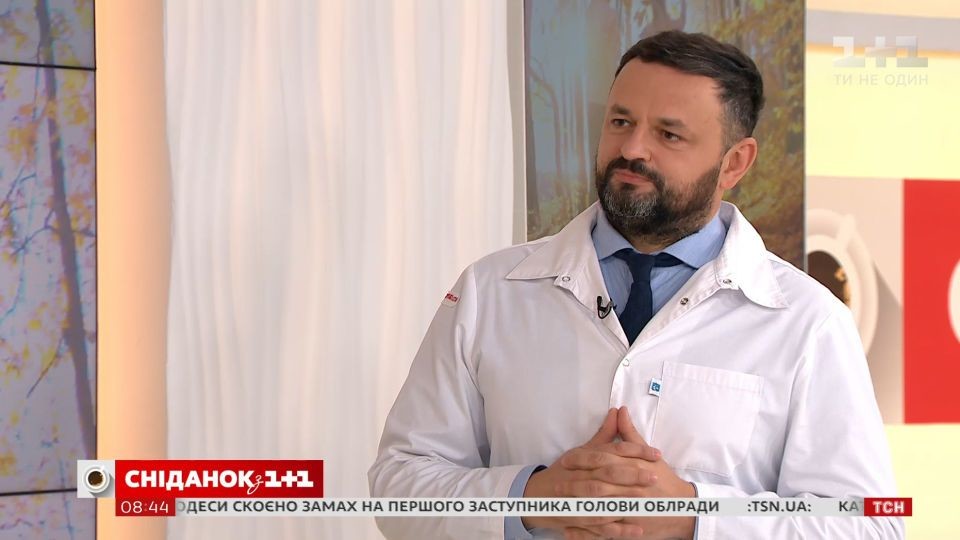 Хірург з Волині Валіхновський розповів, як подолати біль у спині