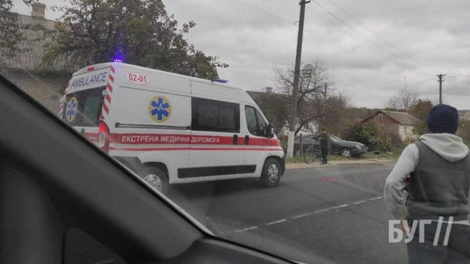 У Володимирі смертельна аварія. Водій збив жінку та вилетів з авто