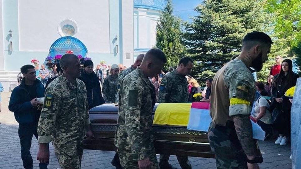 У Нововолинській громаді попрощались з загиблим на війні військовим