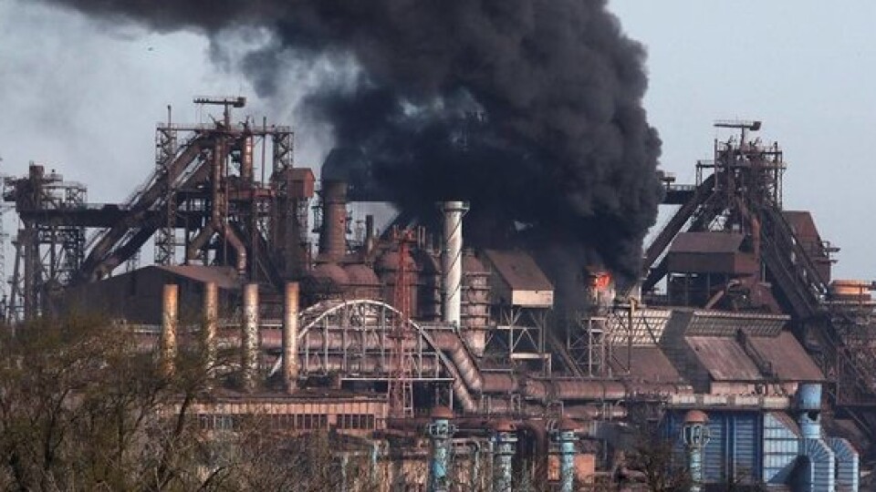 «Ми втратили багатьох». Зеленський розповів про льотчиків, які доправляли оборонцям Маріуполя їжу