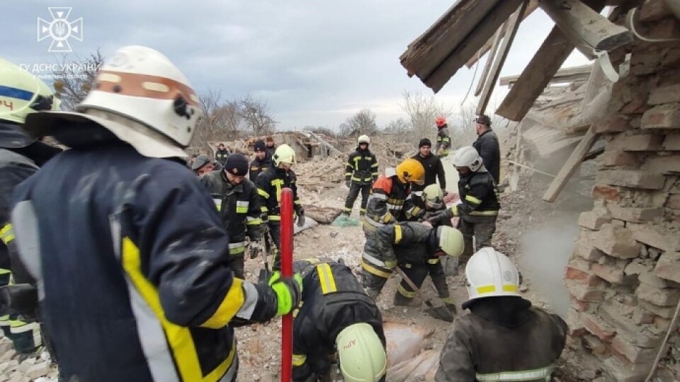 На Львівщині російська ракета впала на житлові будинки: є загиблі. ФОТО, ВІДЕО