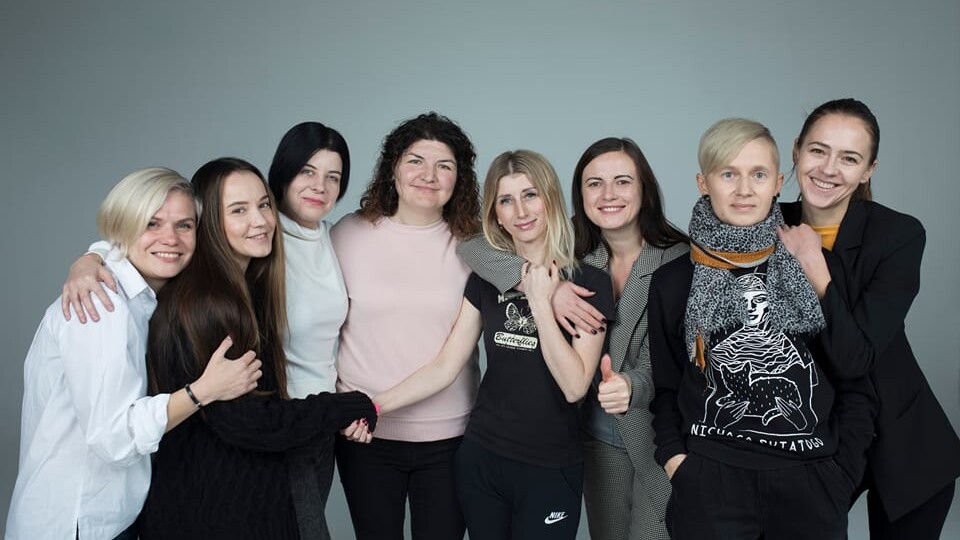 У Луцьку організували фотосесію, аби привернути увагу до кризової кімнати