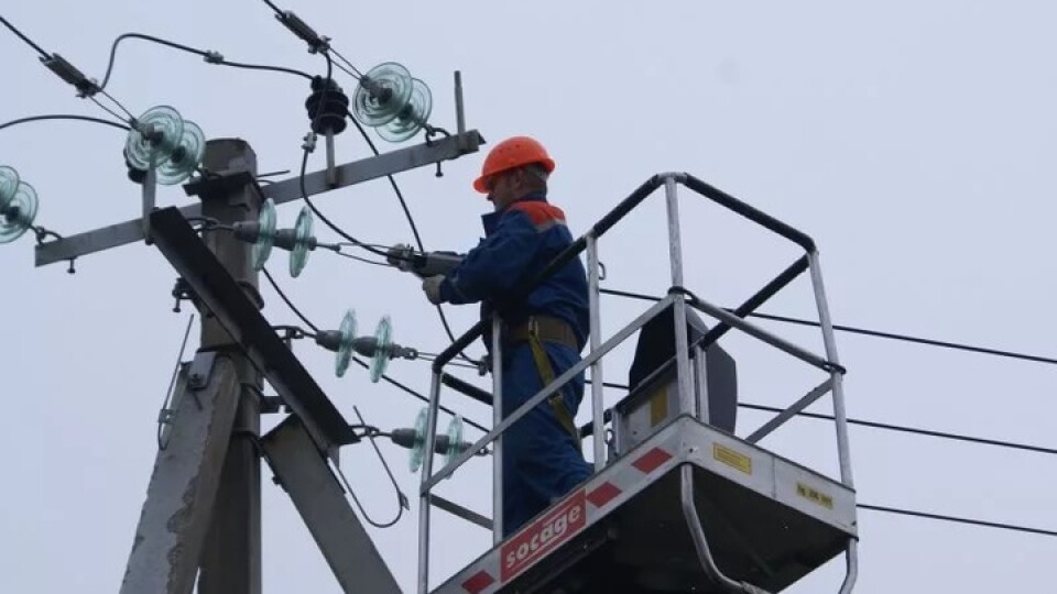 «Волиньобленерго» відремонтує побутову техніку, яка згоріла вночі через аварію