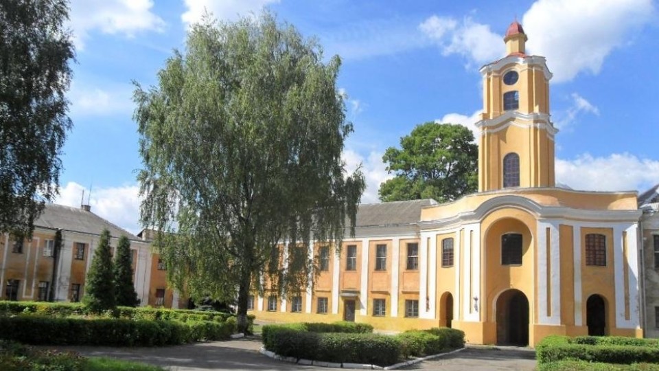 На Волині за понад 1 мільярд гривень хочуть відродити Олику. Перший крок – виселення божевільні