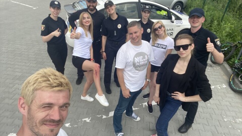 Поліція та волонтери анонсували «криваву» соціальну рекламу