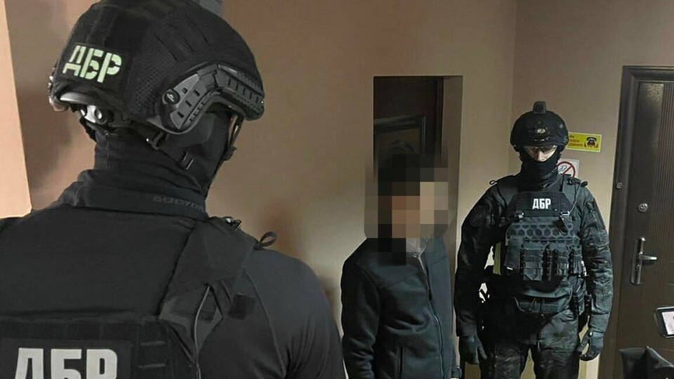 У Луцьку кіберполіцейського викрили на хабарі у 1500 доларів: відоме його ім'я