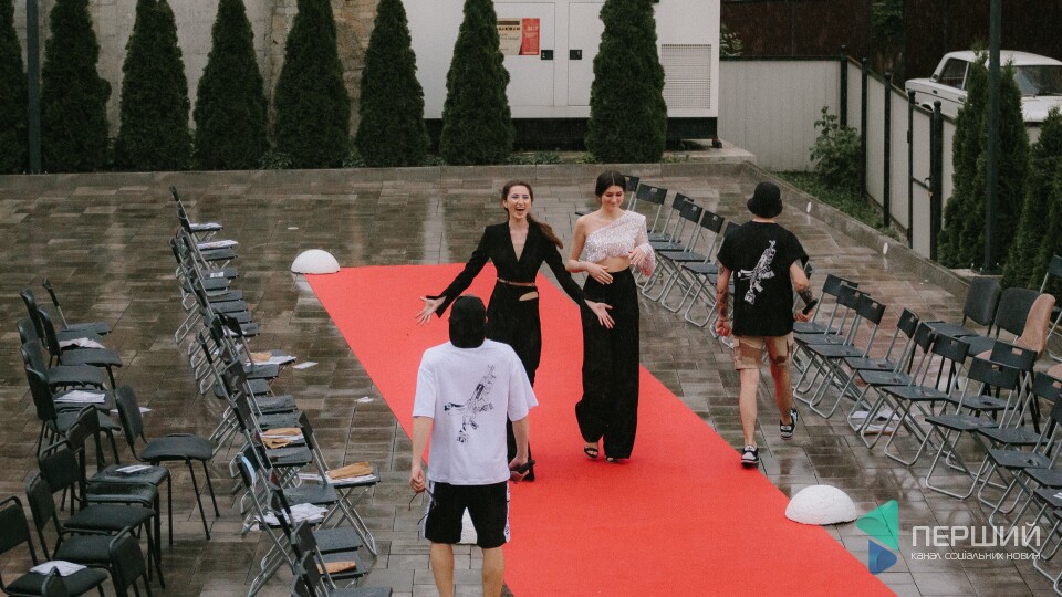 Lutsk Fashion Weekend на терасі Noble. Дивіться, як це було