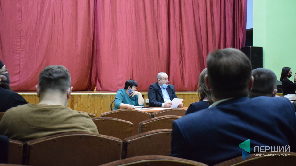 Перша сесія у Підгайцях. Фракція «За майбутнє» посварилася з головою Семенюком