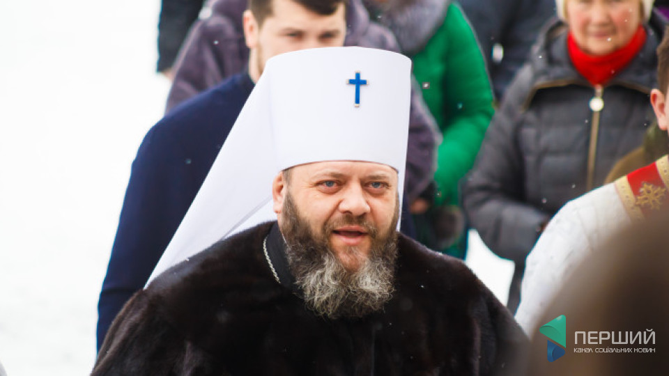 «Нам дають бутерброди, а ми: кутя де?» - владика Михаїл розповів, як летів разом з Порошенком
