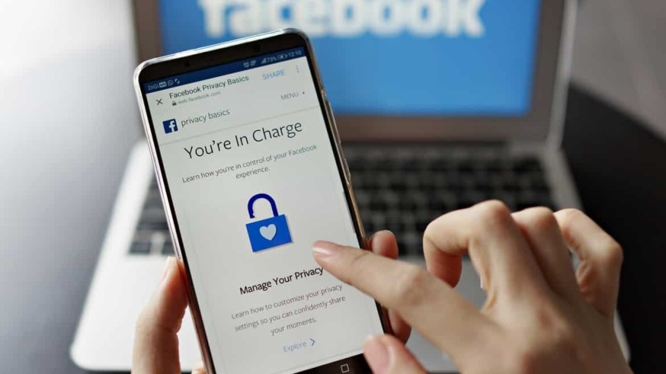 Facebook видалив майже 500 російських акаунтів, що писали про Україну
